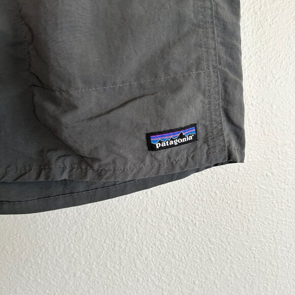 Patagonia Swim Trunks Mens L Gray Baggie Pull On Elastic Waist Lined Board Short - Picture 3 of 9